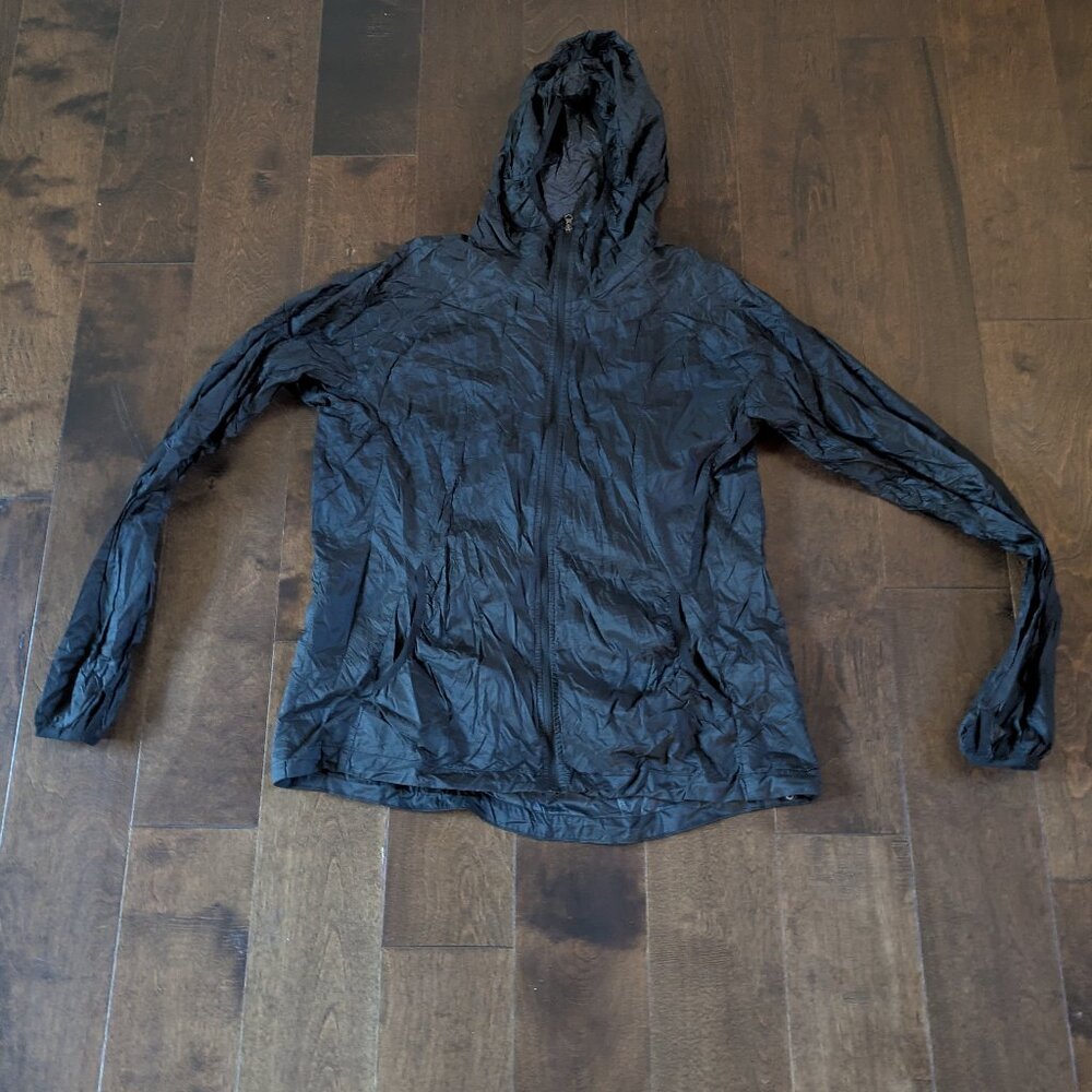 Eddie Bauer Women’s Packable Wind Jacket